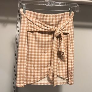 NWT PrettyLittleThing Nude Gingham Mini Skirt